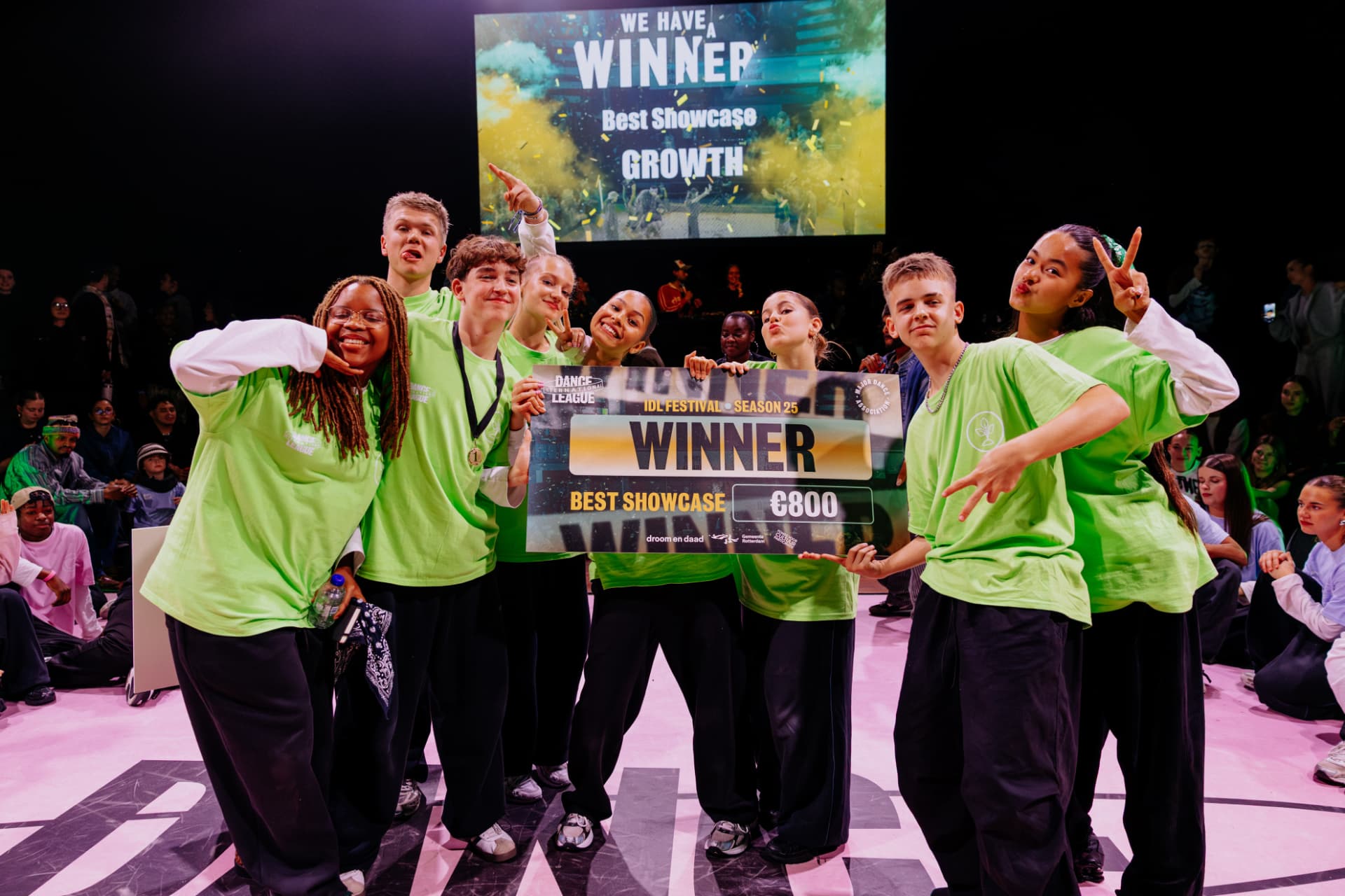 De winnaars van Best Showcase tijdens IDL 2025 · Foto: Thijs Huizer